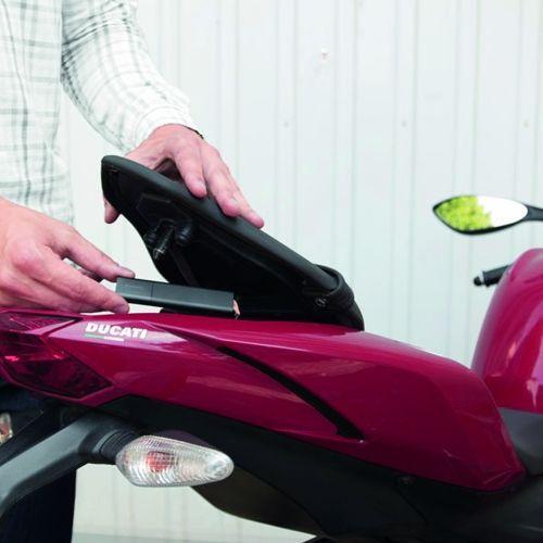 Invoxia GPS Tracker LWT1 – Effektiv GPS Tracking til Køretøjer og Maskiner - Sikshop