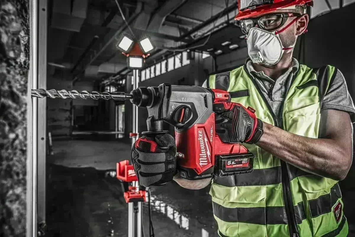 Milwaukee M18 FH-0 18V SDS-Plus Borehammer Solo - Kraftfuld Borekapacitet og Lav Vibration - Sikshop