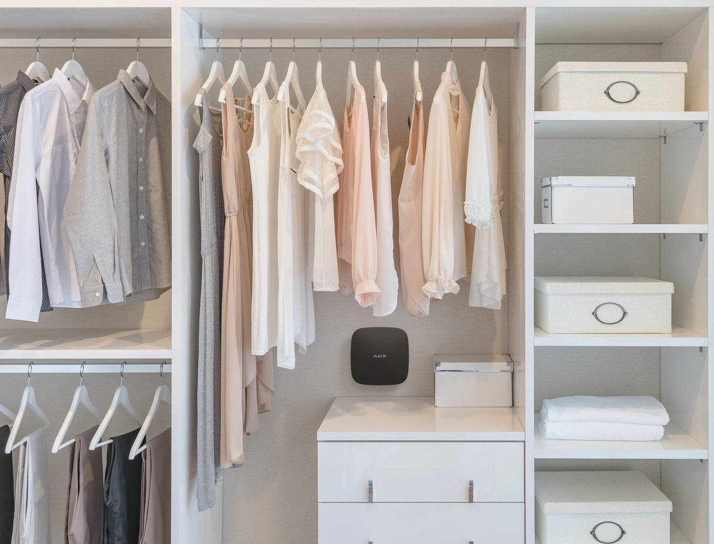 Ajax Hub 2 (2G) Jeweller – Trådløs centralenhed (sort) - Sikshop