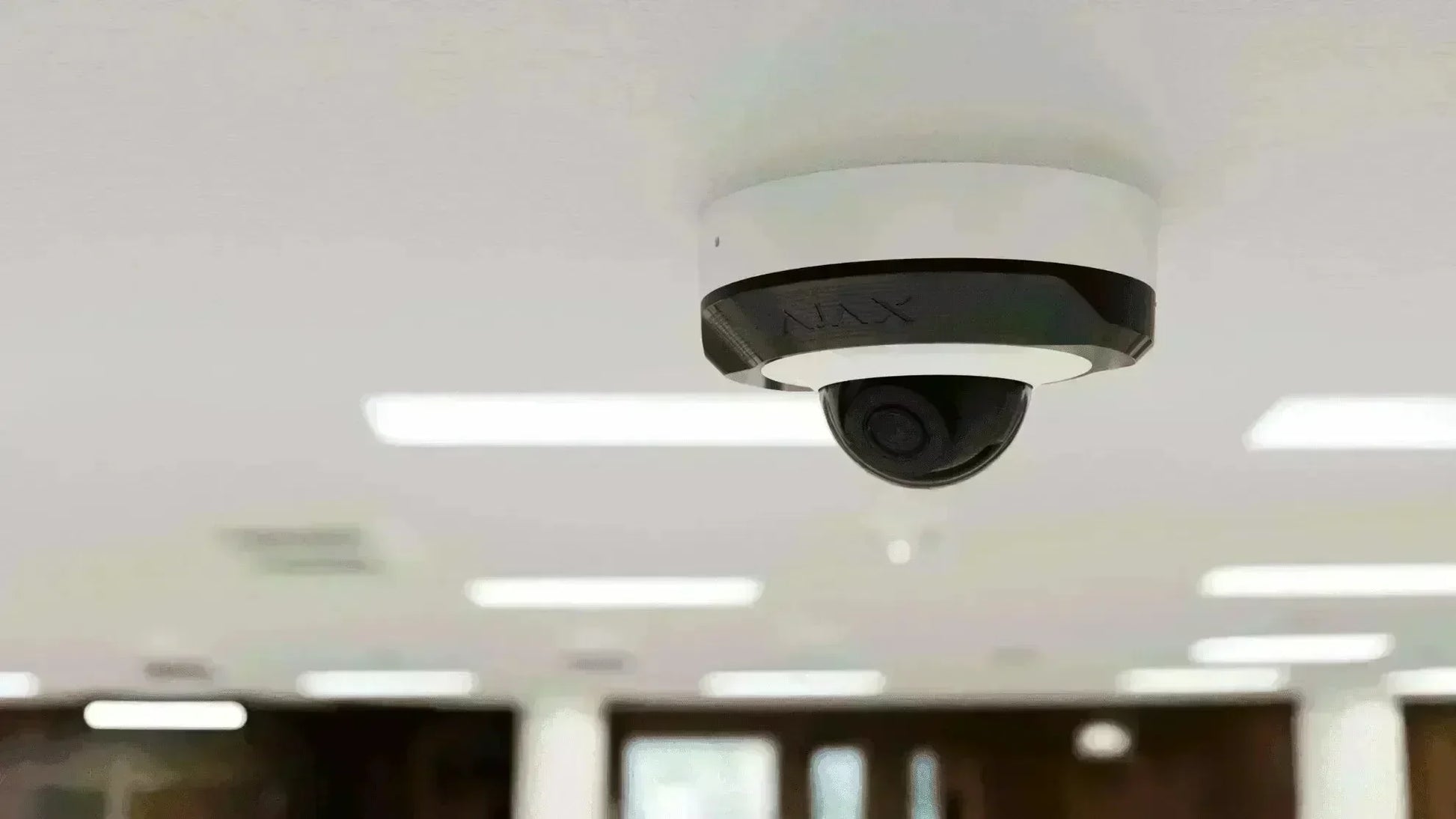 Ajax DomeCam Mini – 5 MP, AI-genkendelse, IR-lys 30m, Hvid - SIKSHOP